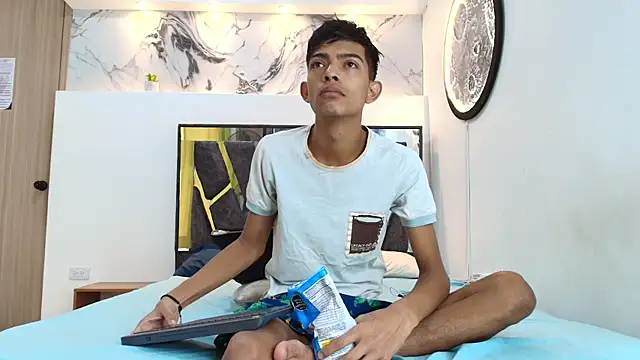 PRETTY SEX1 online show from September 28, 3:10 pm