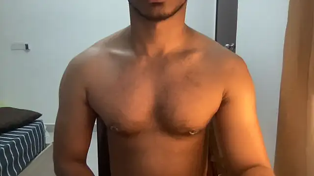 Hotmaskedboi online show from November 16, 12:07 pm