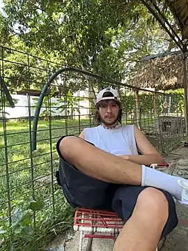 Luxx 14 online show from September 22, 7:13 pm