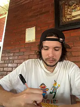 Luxx 14 online show from February 24, 3:02 pm