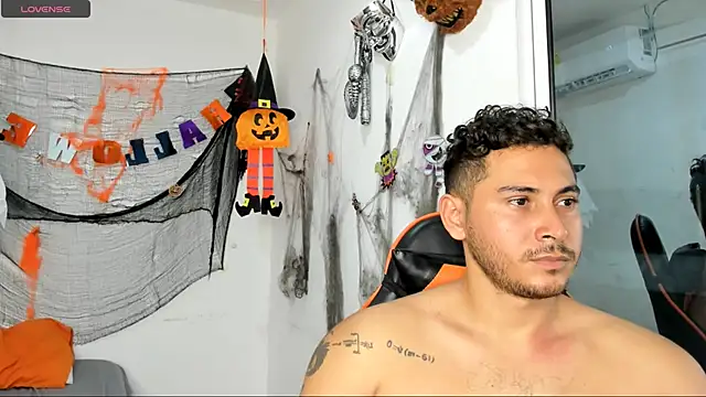 ashlan king online show from October 25, 1:13 pm