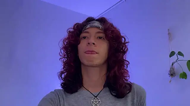 camille delrey online show from January 31, 8:07 pm