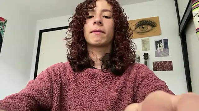 camille delrey online show from February 15, 9:34 pm