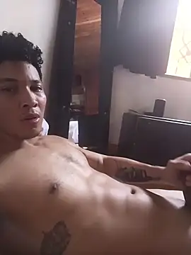 RuiMaddoox online show from January 6, 5:28 pm