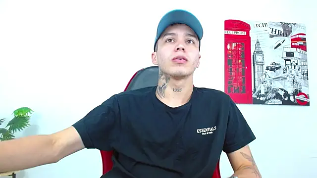 Cumandres18 online show from February 24, 3:13 pm