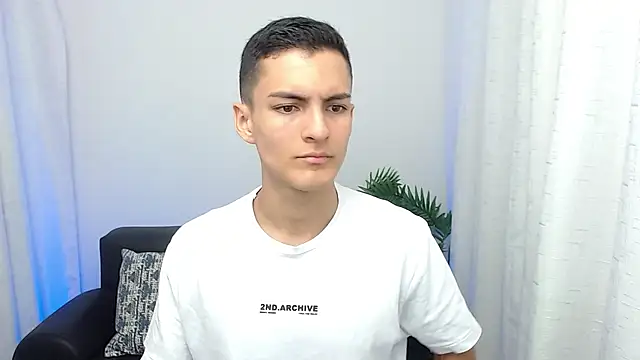 Matiius18 online show from November 10, 2:44 pm