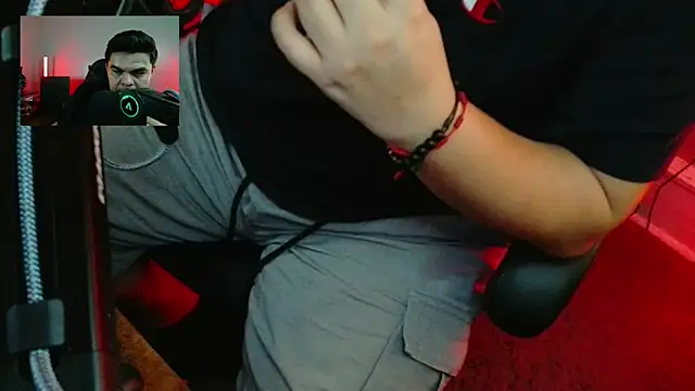 perversus12 online show from April 27, 9:31 pm