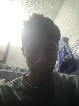 Snapshot of Rolito69 chatting on October 4, 5:07 pm Rolito69 online show from October 4, 5:07 pm