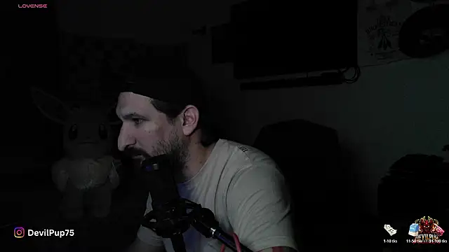 DevilPup75  online show from January 15, 10:30 am