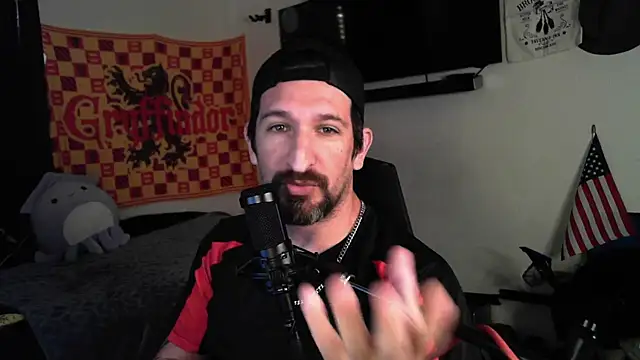 Snapshot of DevilPup75_ chatting on October 1, 1:26 pm DevilPup75  online show from October 1, 1:26 pm