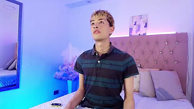 OzorioDany online show from October 3, 3:44 am