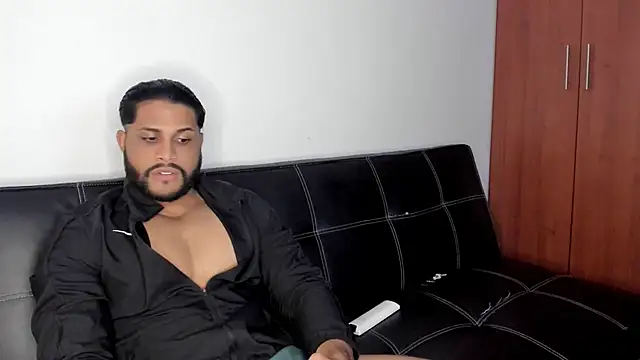 Pier Simons online show from February 4, 6:41 am