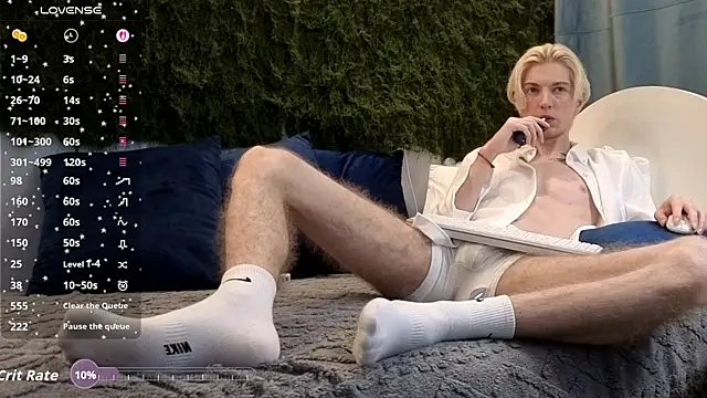 fiachand online show from December 3, 10:16 pm