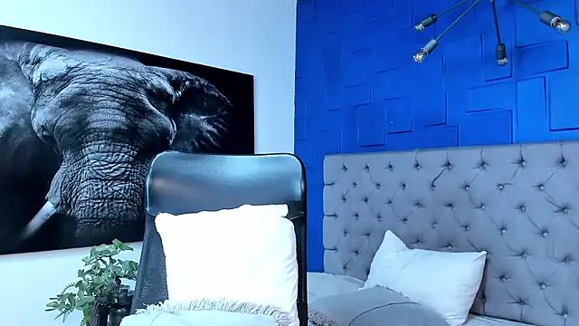 andres-clark92 online show from January 6, 6:01 pm