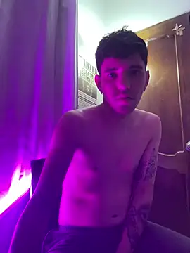 Matteo12  online show from October 8, 6:18 am