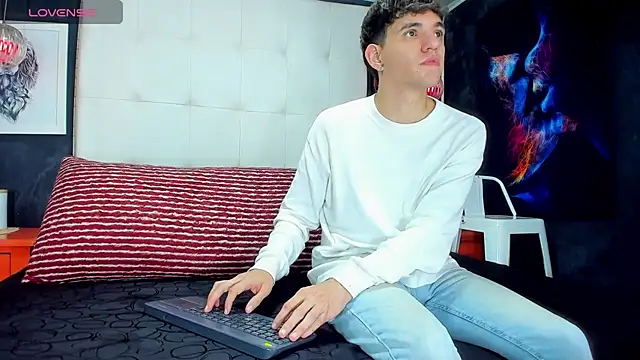 Matteo12  online show from September 19, 4:46 am