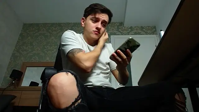 FelixStarkk online show from November 14, 5:43 am