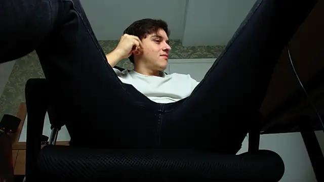 FelixStarkk online show from September 29, 4:44 am