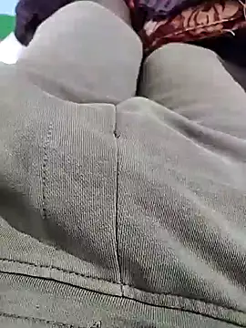 happy88886 online show from February 20, 8:05 am