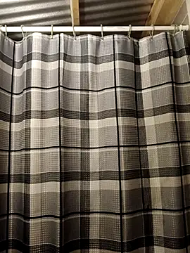 ShawnandDani7074 online show from February 24, 5:30 am