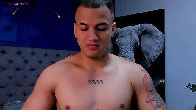 rocoo santos online show from September 20, 12:05 pm