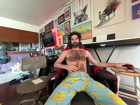 Pupscritch online show from March 13, 8:59 pm