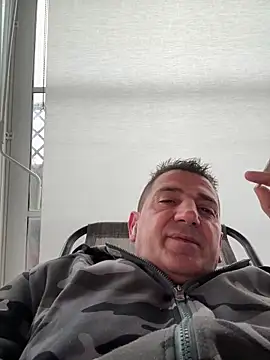 BULLBSX online show from April 2, 1:52 pm