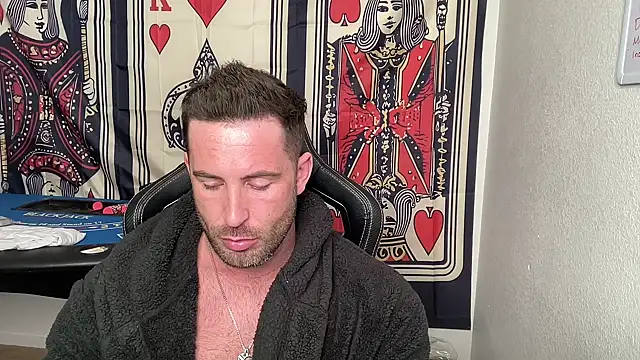 brettmycles28 online show from February 4, 8:04 pm