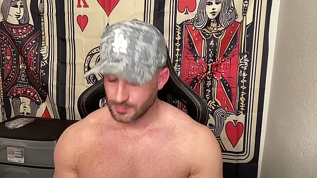 brettmycles28 online show from November 13, 2:05 am