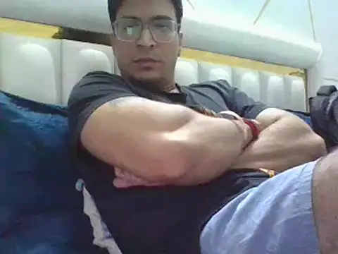 7 INCH MONSTER online show from November 3, 9:02 am