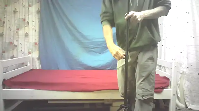 boy40bi online show from October 6, 11:20 pm