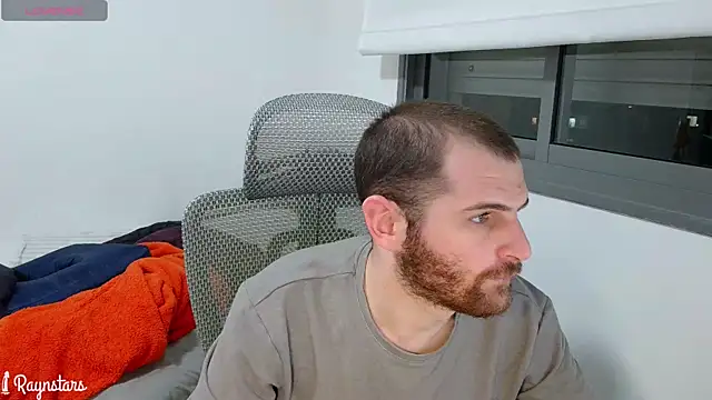 raynstars online show from February 10, 4:12 pm