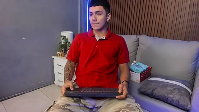 Leo santoro online show from October 6, 1:27 pm