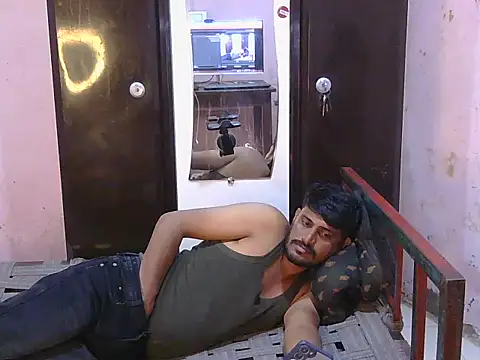 krishjaat43 online show from July 13, 2:19 pm