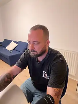 DavidMaros online show from September 14, 5:31 am