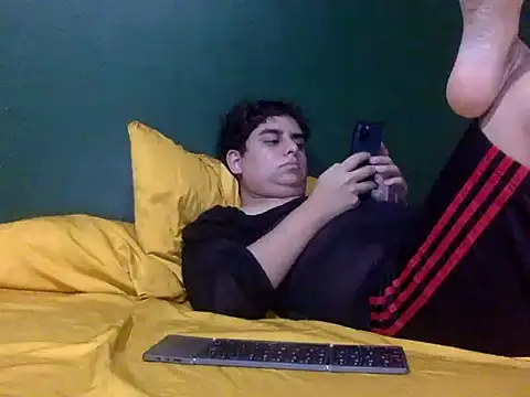 Snapshot of Thiagoforyou chatting on October 19, 7:11 am Thiagoforyou online show from October 19, 7:11 am