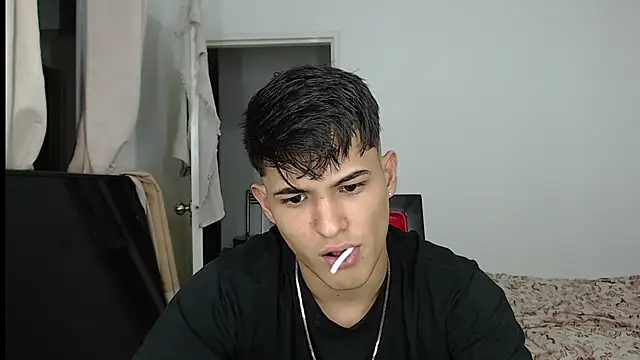 Alex mojica online show from September 11, 5:06 am