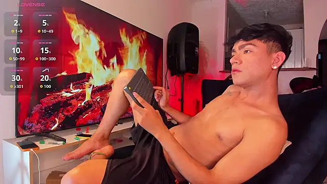 Steven baby69 online show from November 7, 6:06 am