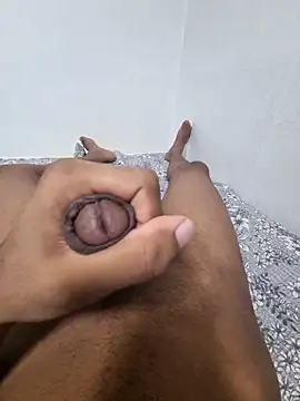 Snapshot of yesh_x chatting on September 16, 8:26 am yesh x online show from September 16, 8:26 am