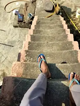 RAYI Queen 4 online show from March 2, 3:50 am