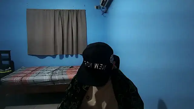 Jaket lovers online show from December 2, 10:59 pm