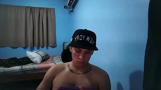 Jaket lovers online show from December 3, 11:00 pm