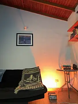 Snapshot of AlekBlake_ chatting on October 24, 3:08 am AlekBlake  online show from October 24, 3:08 am