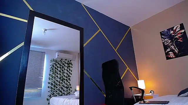 ChristopherBlack  online show from October 4, 3:06 pm