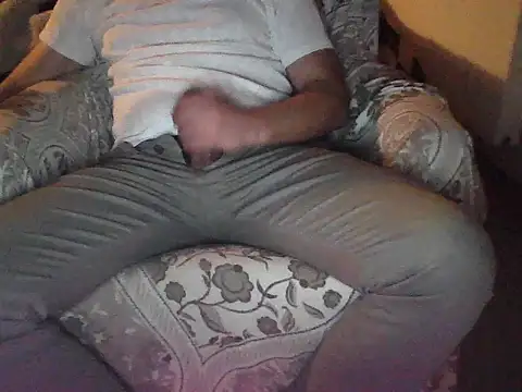 eefeeksr11 online show from December 20, 5:20 pm