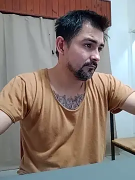 Bradd 32 online show from July 17, 11:39 am