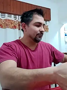 Bradd 32 online show from May 28, 11:52 am
