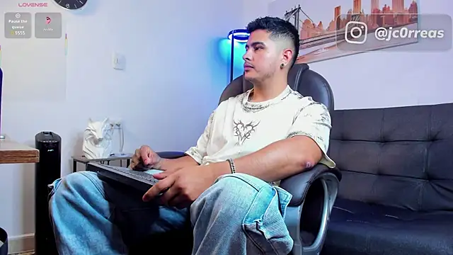  Juanes online show from December 19, 11:56 pm