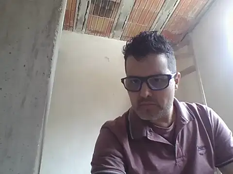 Quarentaoon online show from October 22, 5:05 pm