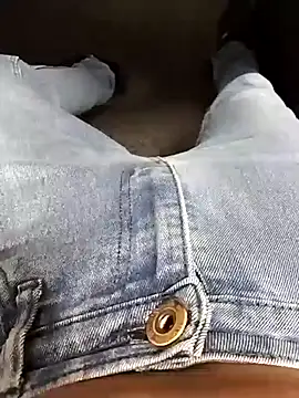 Ajayy01 online show from April 2, 3:42 pm